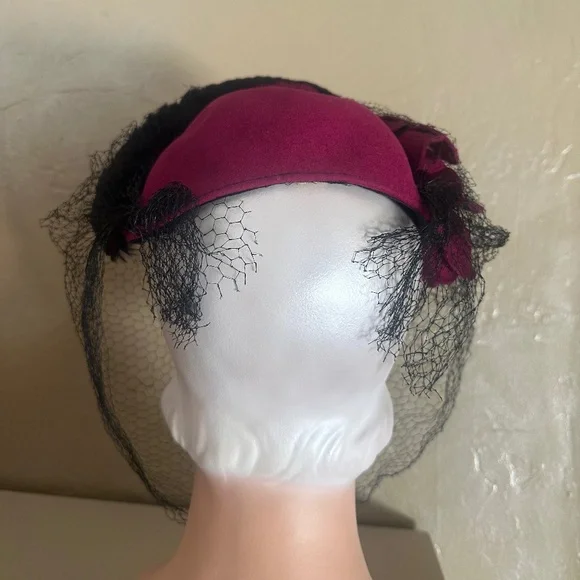 REGAL 1940's FUCHSIA FELT HAT - BLACK MUTTON TRIM AND FELT "ROSES" + FULL VEIL